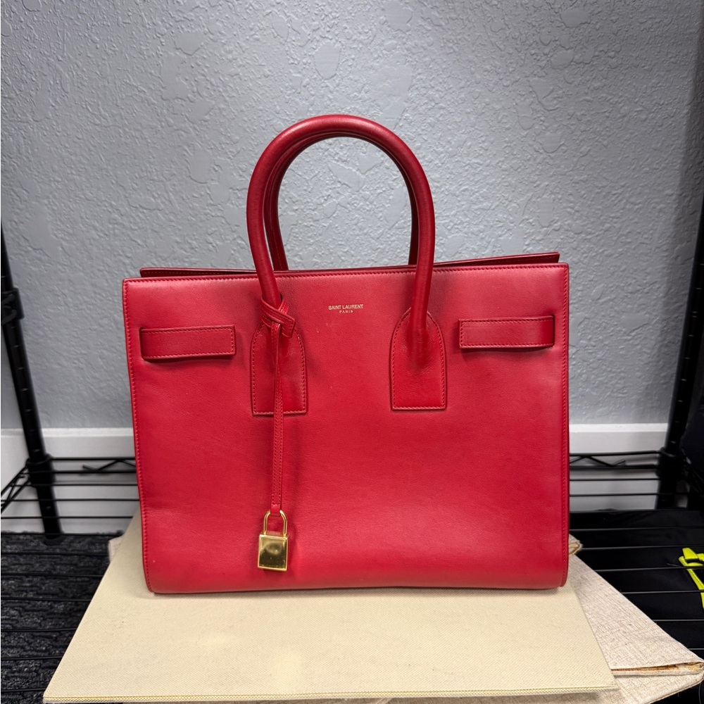 YSL Sac De Jour in rouge red - Small satchel strap - Picture 2 of 8